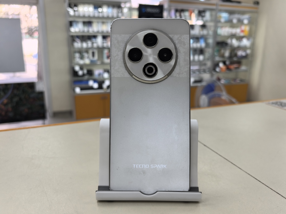 Смартфон Tecno SPARK 30 8/256