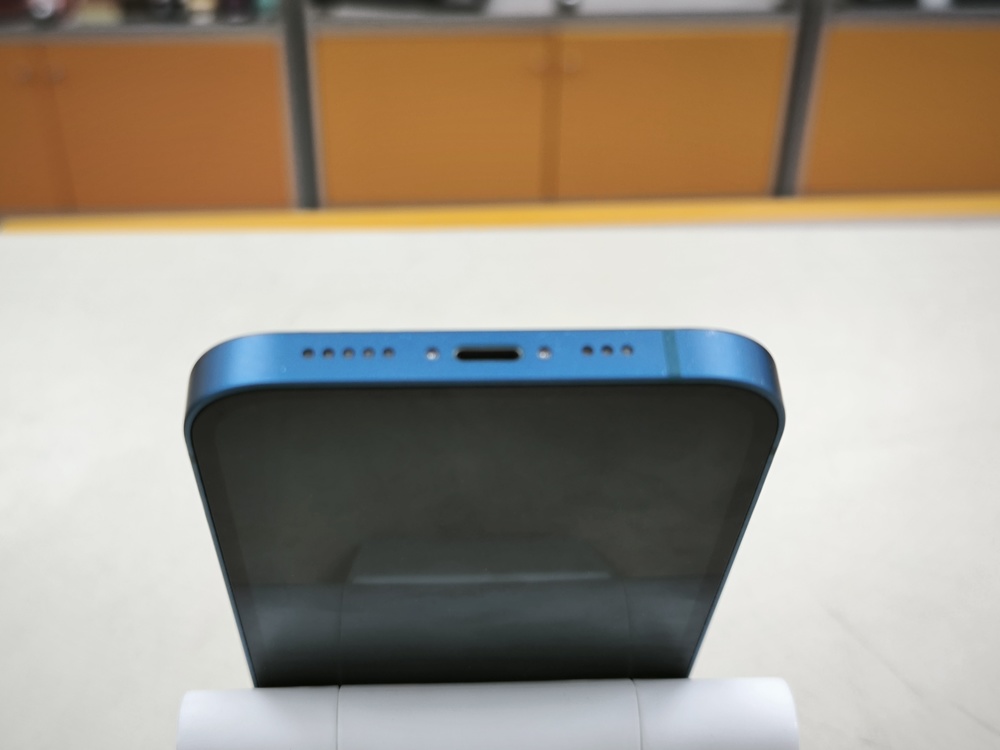 Смартфон Apple iPhone 13 128Gb