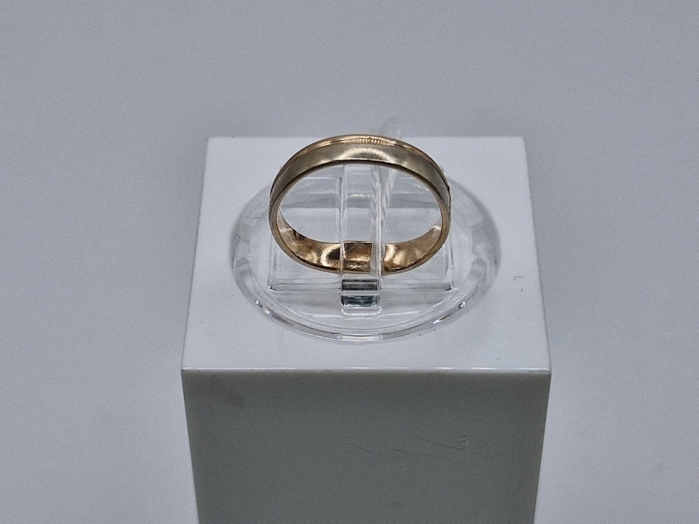 ОБРУЧАЛЬНОЕ КОЛЬЦО РИФЛЕНОЕ 4 (Au 585)