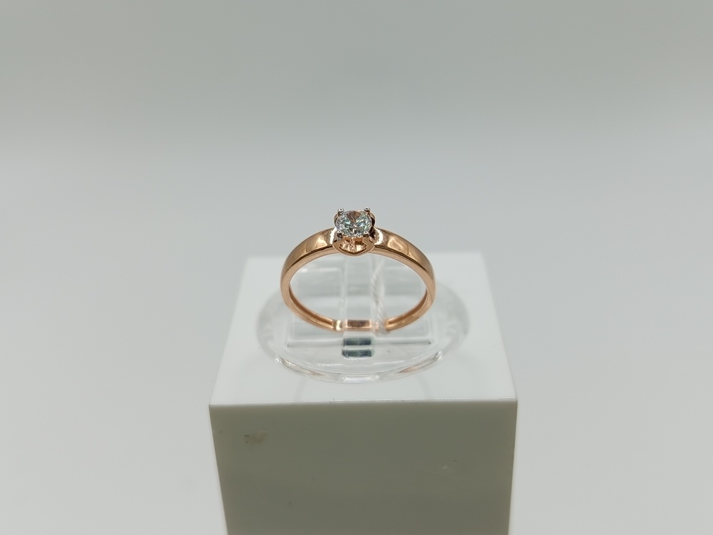 КОЛКМ375 КОЛЬЦО С КАМНЕМ (Au 375)