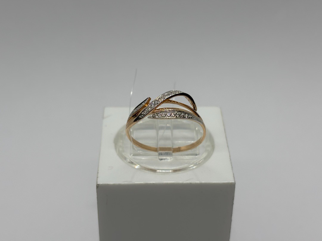 КОЛЬЦО С КАМНЯМИ (Au 585)