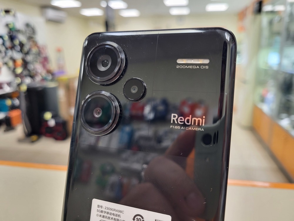 Смартфон Xiaomi Redmi Note 13 Pro+ 12/512