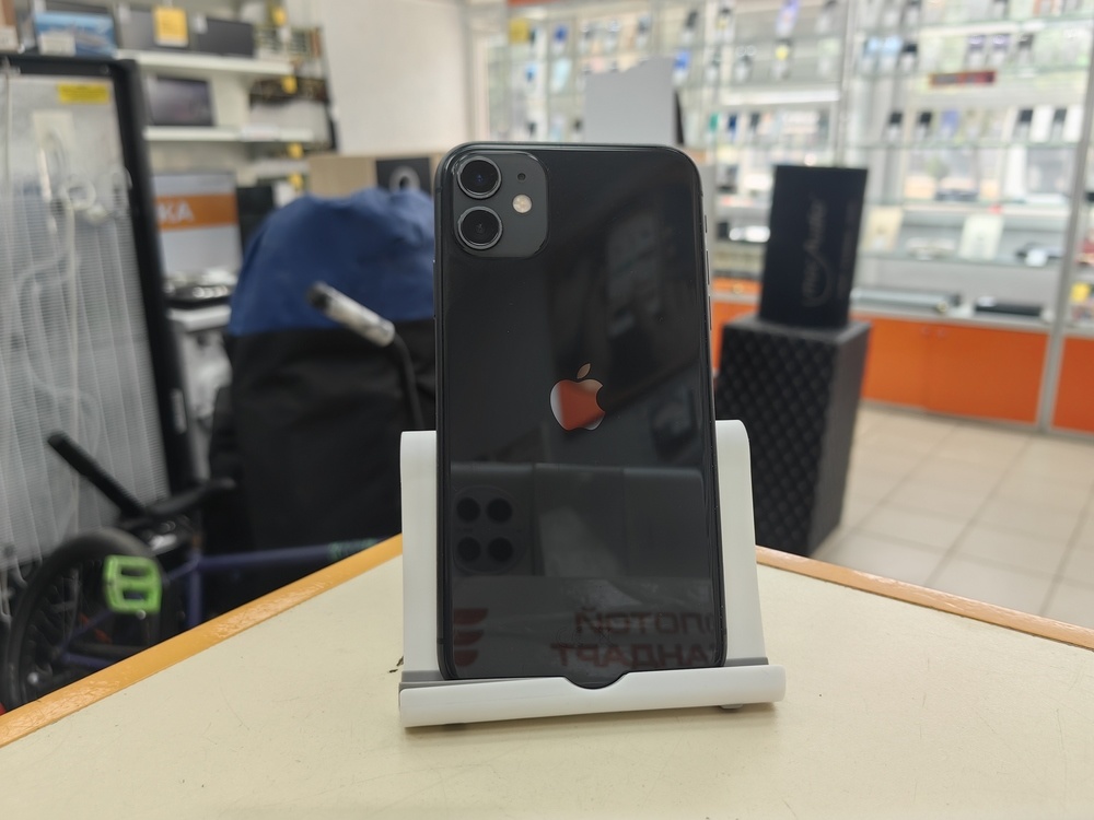 Смартфон Apple iPhone 11 64Gb