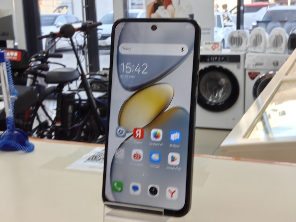 Смартфон Tecno Spark Go1 3/64