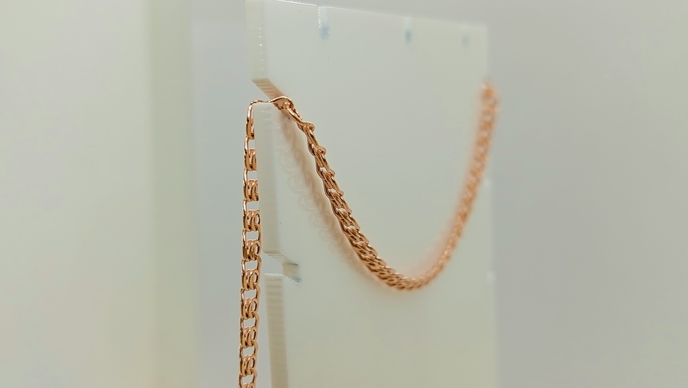 ЦЕПЬ ПУСТОТЕЛАЯ Лав (Au 585)