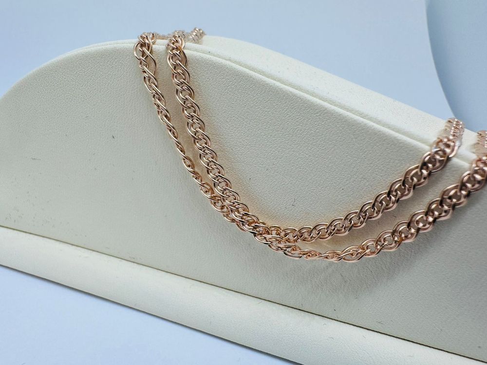 ЦЕПЬ ПУСТОТЕЛАЯ Лав (Au 585)