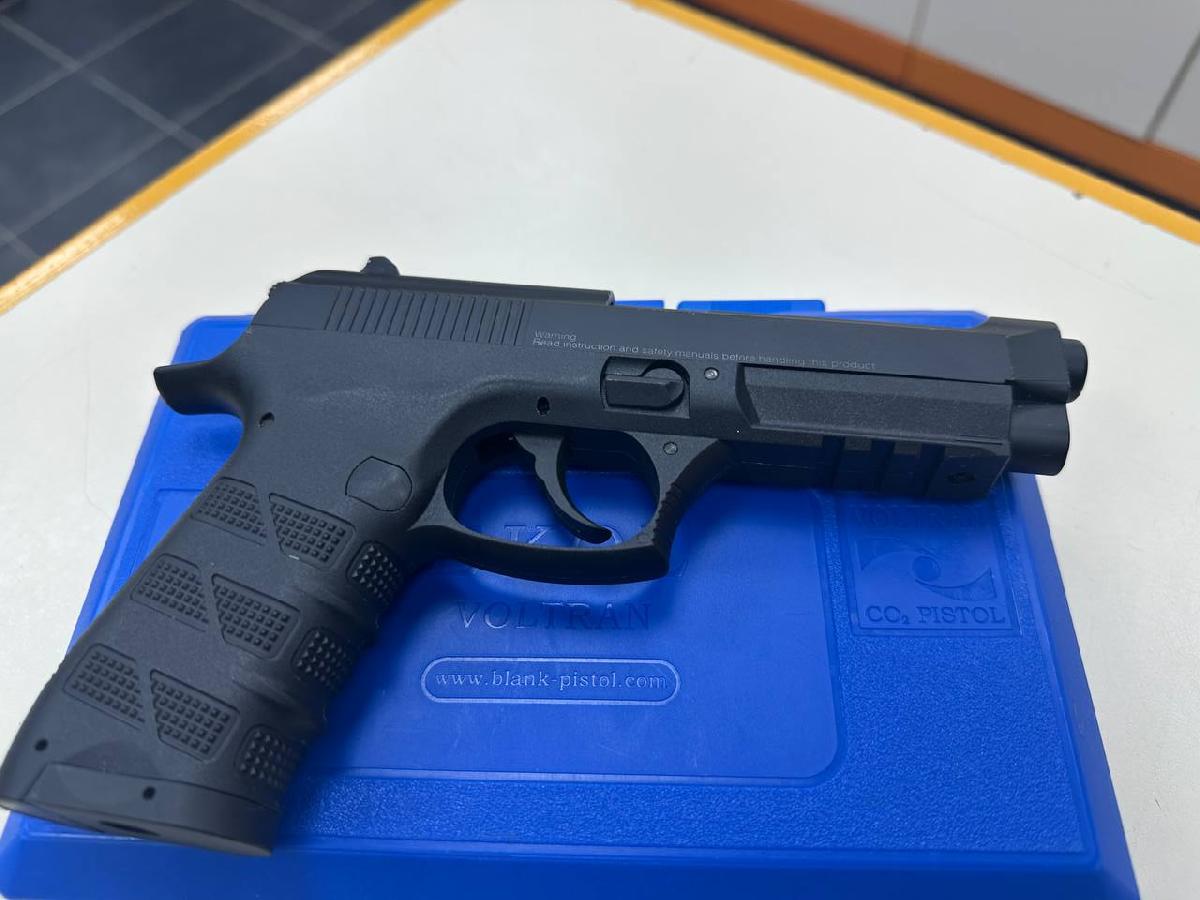 Пистолет пневматический EKOL ES P92