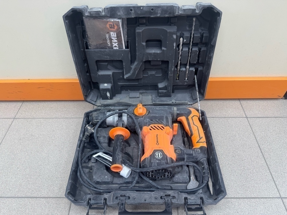 Перфоратор Вихрь П-1400к-в