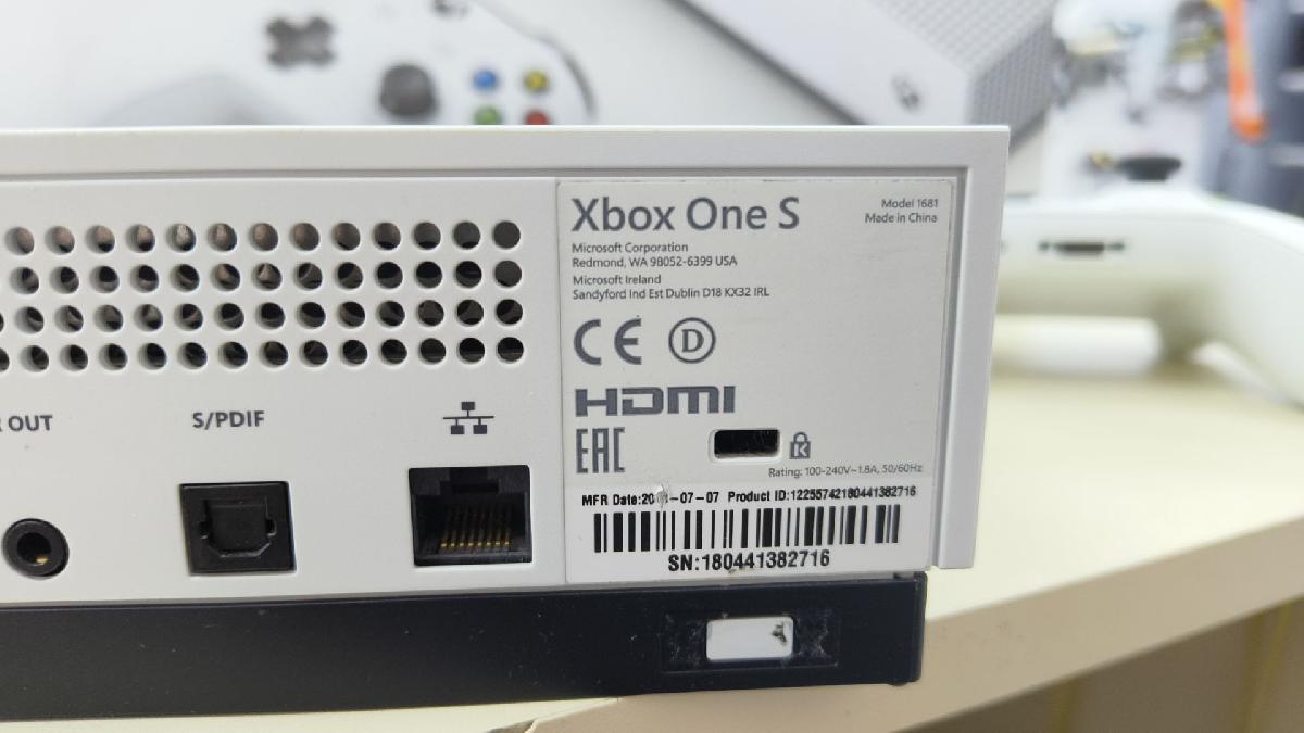 Игровая приставка Xbox Series S 1Tb SSD