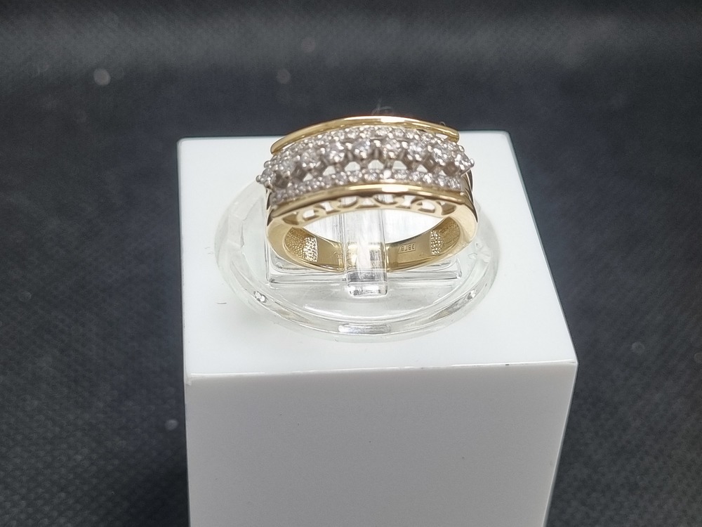 КОЛЬЦО С КАМНЯМИ (Au 585)