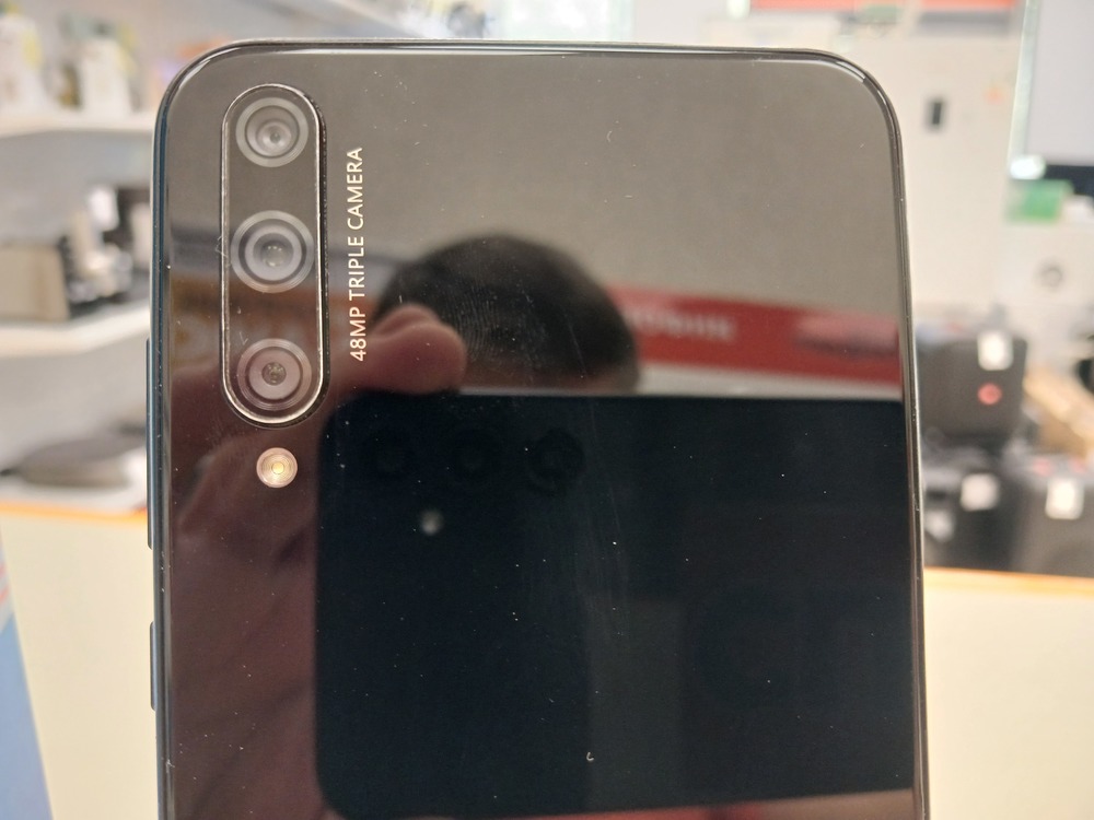 Смартфон Honor 30I 4/128