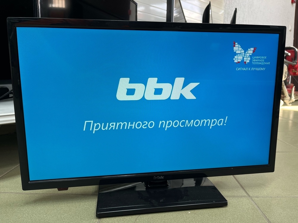 LED Телевизор BBK 24LEM-1016/T2C