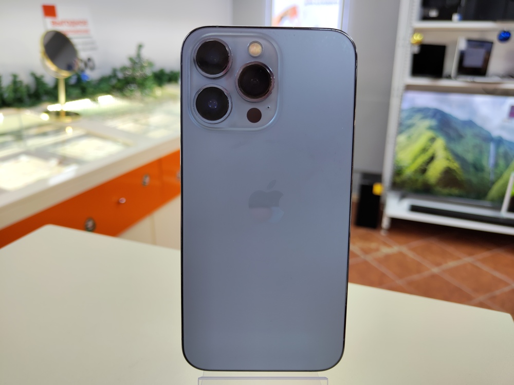 Смартфон Apple iPhone 13 Pro 128Gb