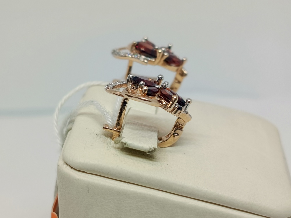 СКМИ585 СЕРЬГИ С КАМНЯМИ (Au 585)