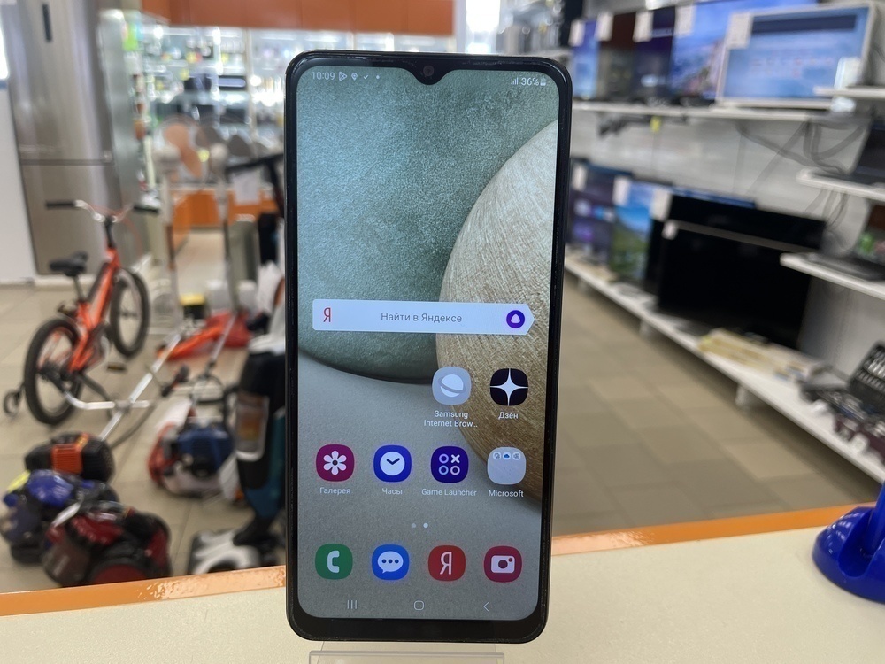Смартфон Samsung Galaxy A12 3/32