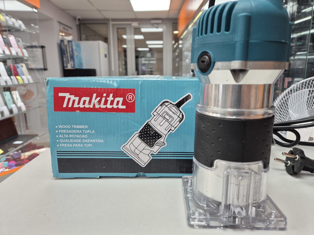Фрезер Makita 3709