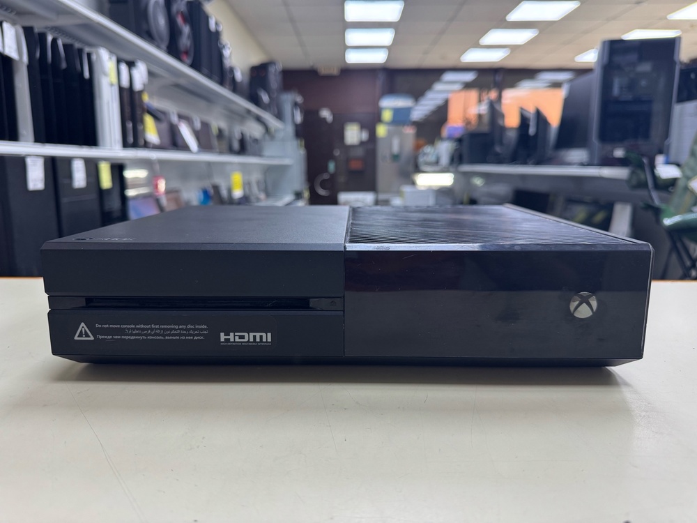 Игровая приставка Xbox One 500Gb