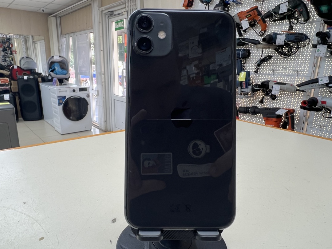 Смартфон Apple iPhone 11 64Gb