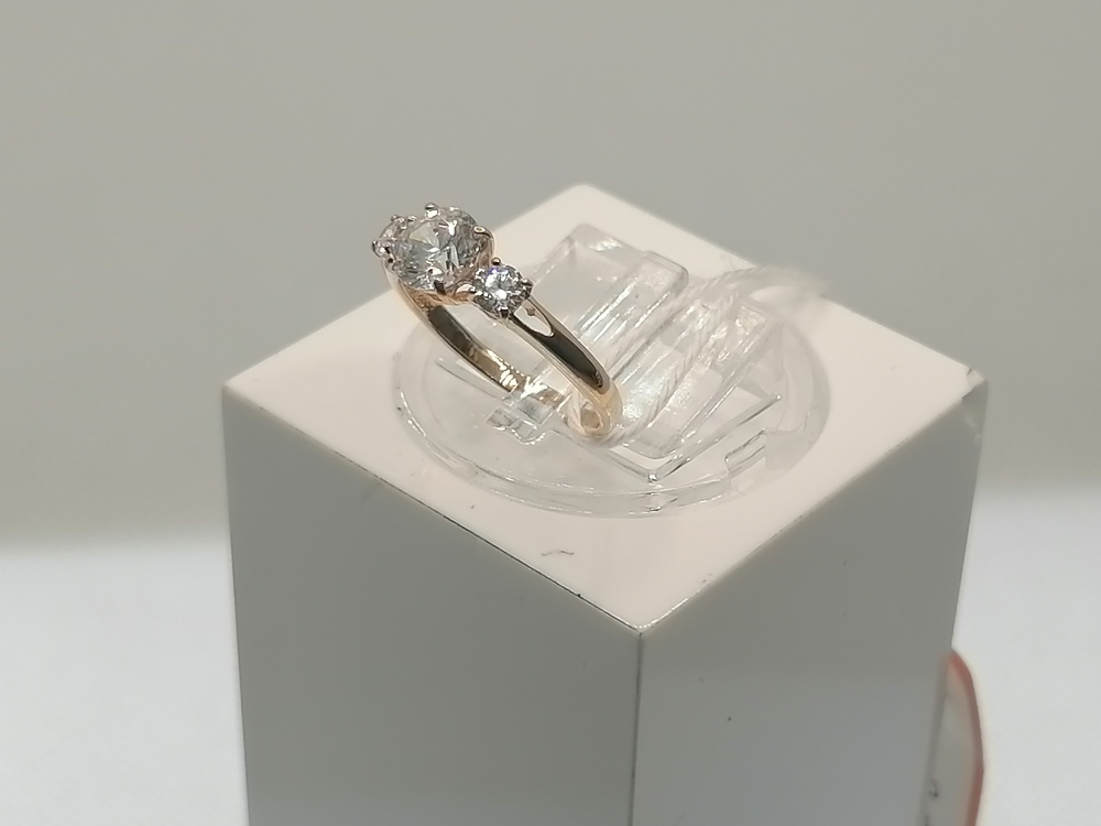 КОЛКМИ585 КОЛЬЦО С КАМНЯМИ (Au 585)