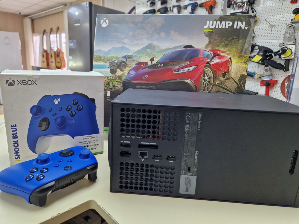 Игровая приставка Xbox Series X 1Tb