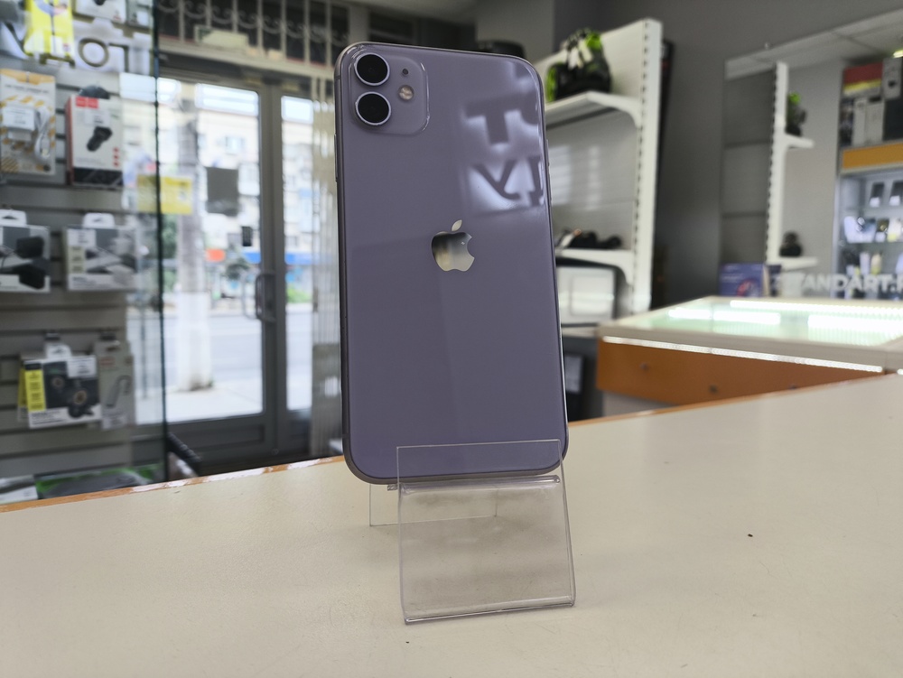 Смартфон Apple iPhone 11 64Gb