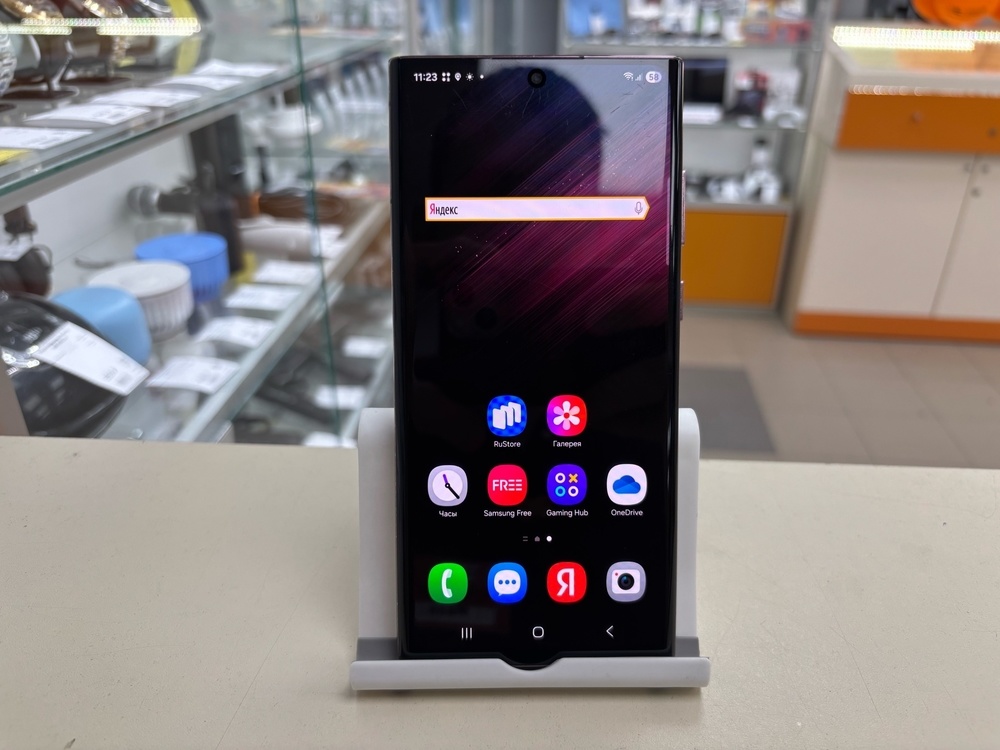 Смартфон Samsung Galaxy S22 Ultra 12/512