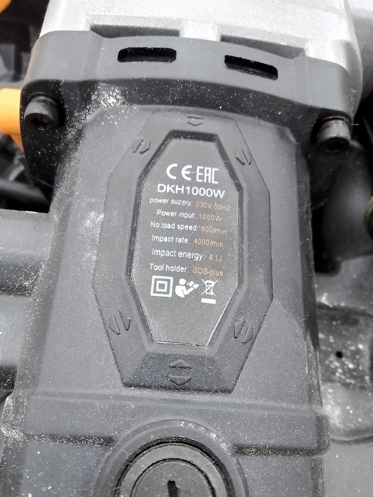 Перфоратор Deko DKH1000W
