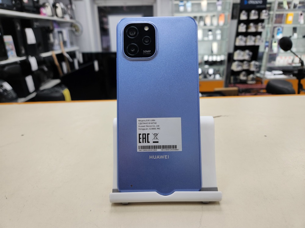 Смартфон Huawei Nova Y61 4/128