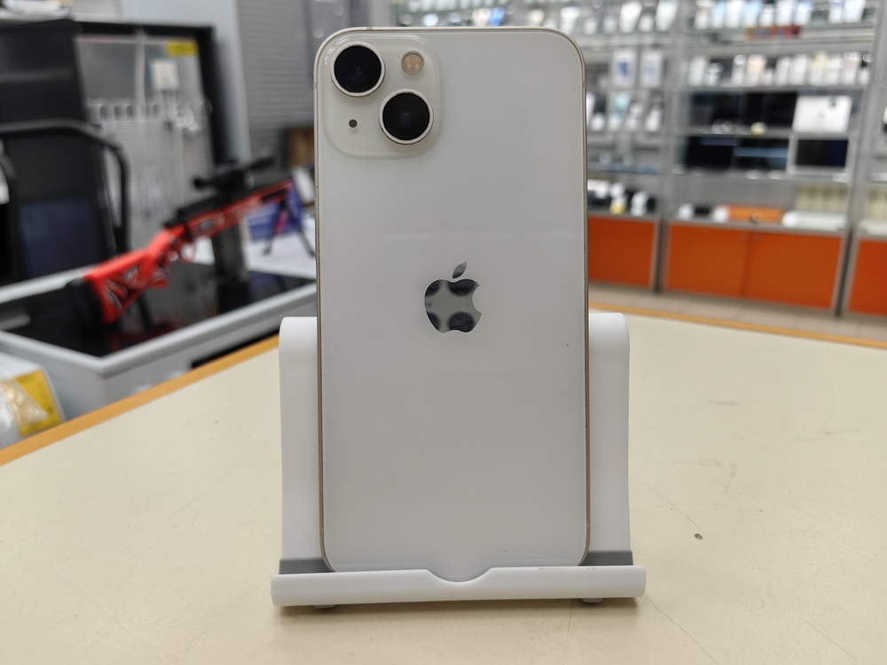 Смартфон Apple iPhone 13 128Gb