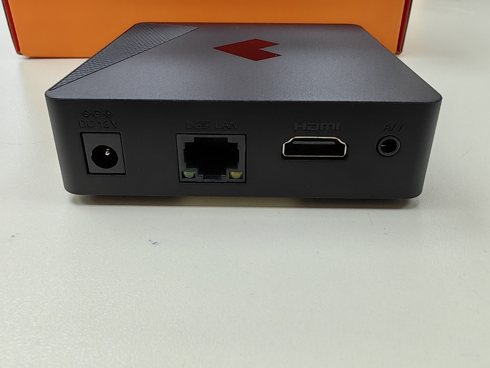 Smart-TV приставка Wink SWITRON-i12A