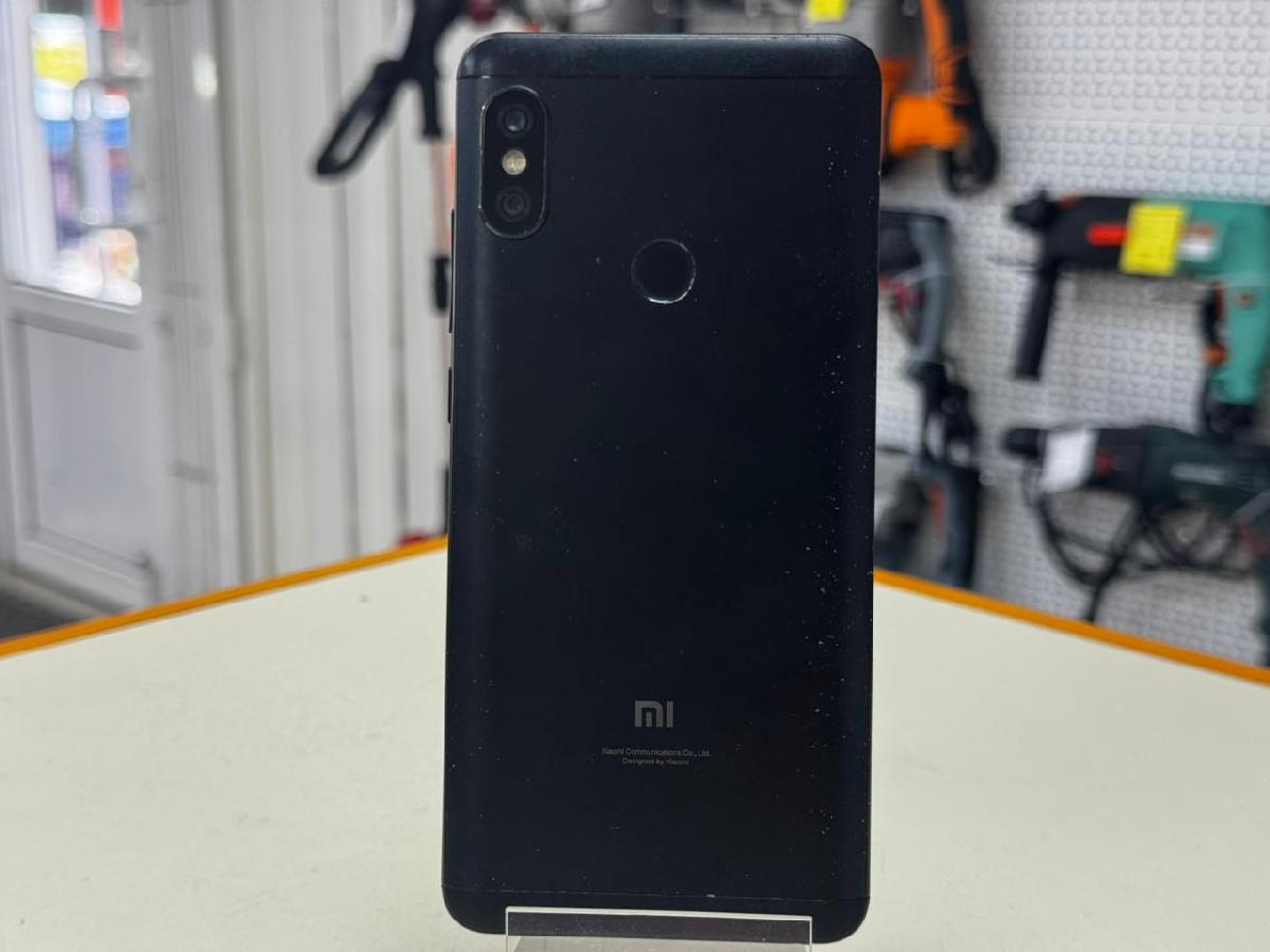 Смартфон Xiaomi Redmi Note 5 4/64