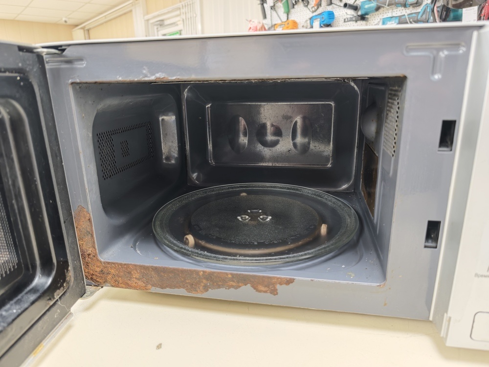 Микроволновая печь Midea AG720C4E-S