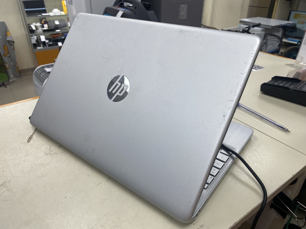 Ноутбук HP; Core i3-10110U, Intel UHD Graphics, 8 Гб, 500 Гб, Нет
