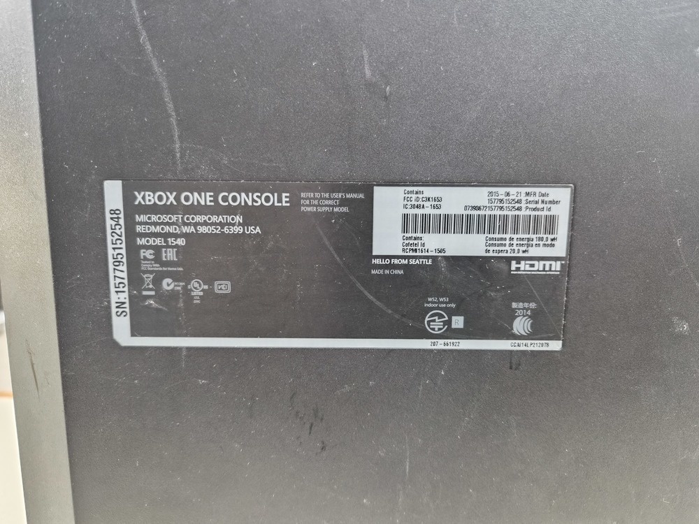 Игровая приставка Xbox One 500Gb