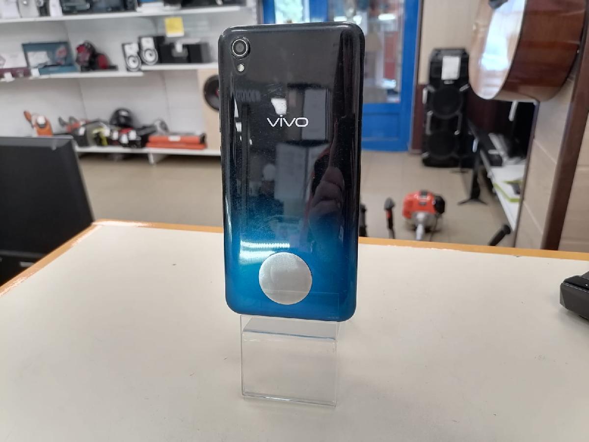Смартфон Vivo 1820