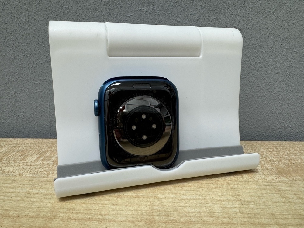 Смарт-часы Apple Watch Series 7 45mm