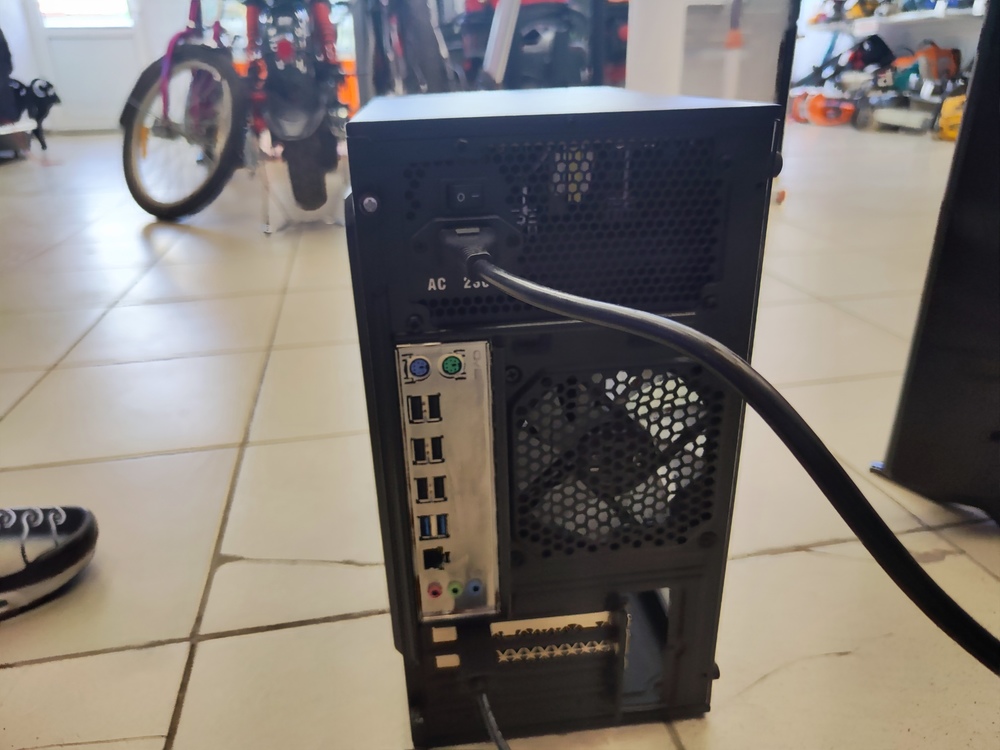 Системный блок Aero Cool AeroCool; Xeon E5-2650 v4, Radeon RX 580, 16 Гб, 128 Гб, Нет
