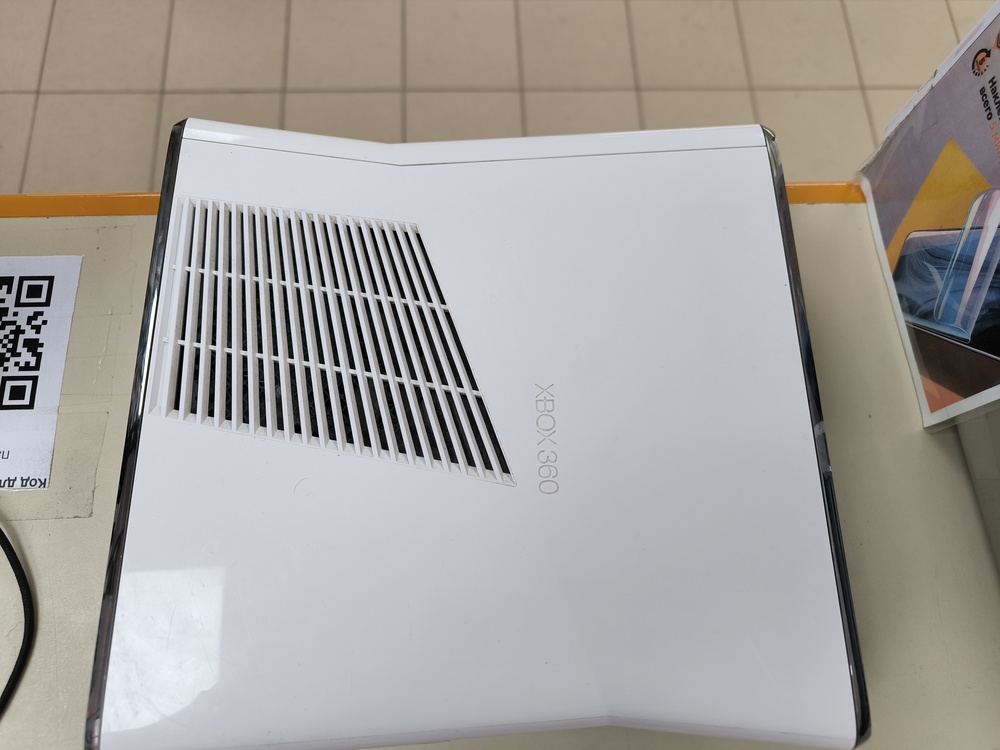 Игровая приставка Xbox 360 S