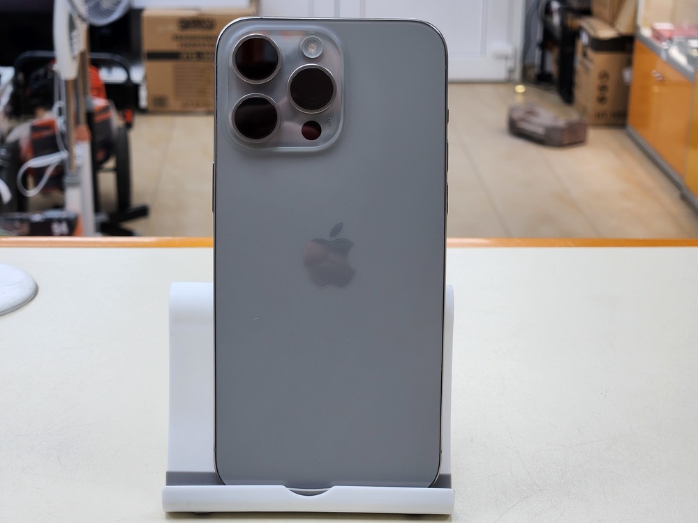 Смартфон Apple iPhone 15 Pro Max 256Gb