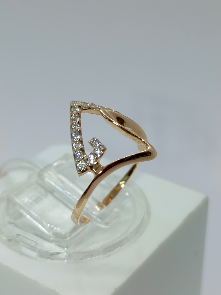 КОЛЬЦО С КАМНЯМИ (Au 585)