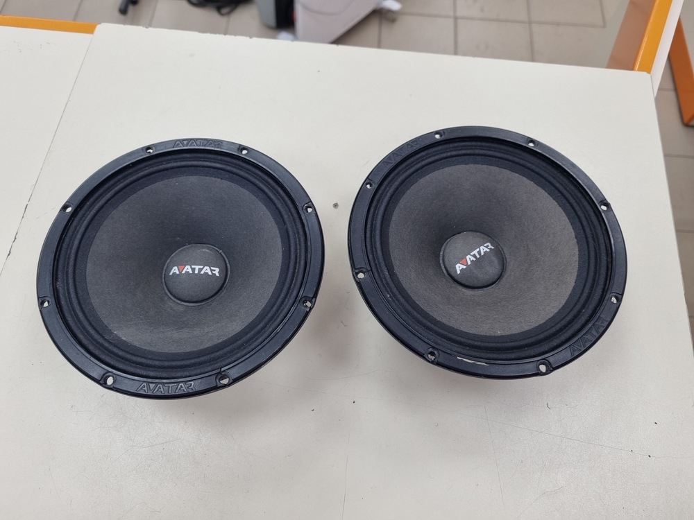 Автоакустика передняя Avatar MTU-61LE