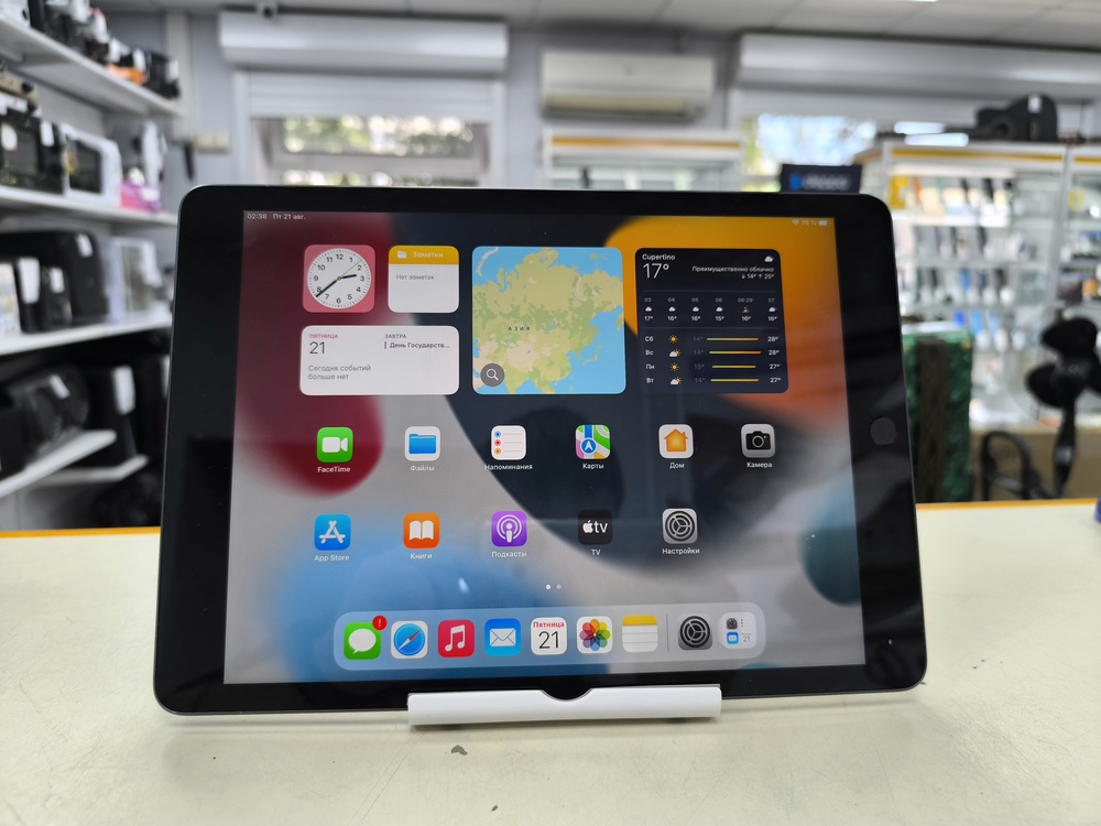 Планшет Apple iPad 9 64 ГБ (2021 A2602 (Wi-Fi)