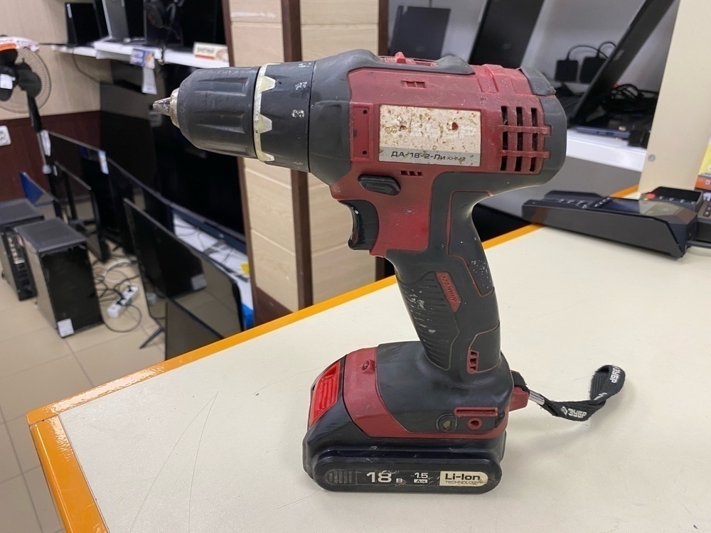 Шуруповерт Зубр ДА-18-2-ЛИ