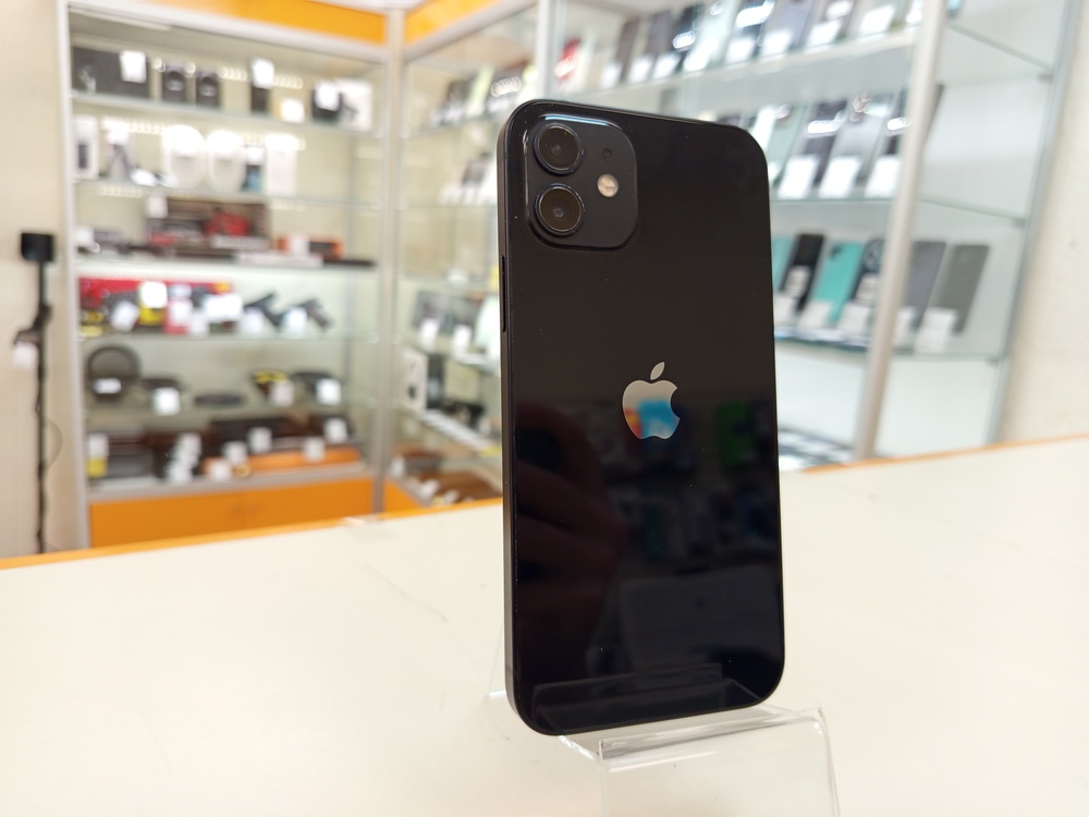 Смартфон Apple iPhone 12 64Gb