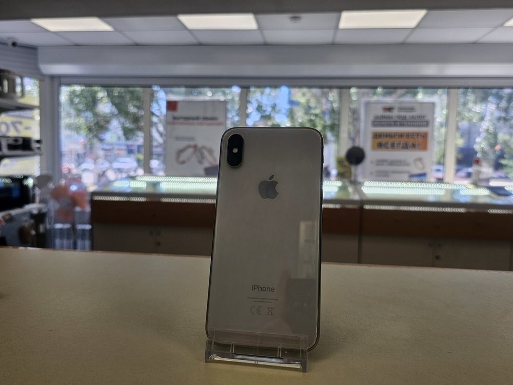 Смартфон Apple iPhone X 64Gb