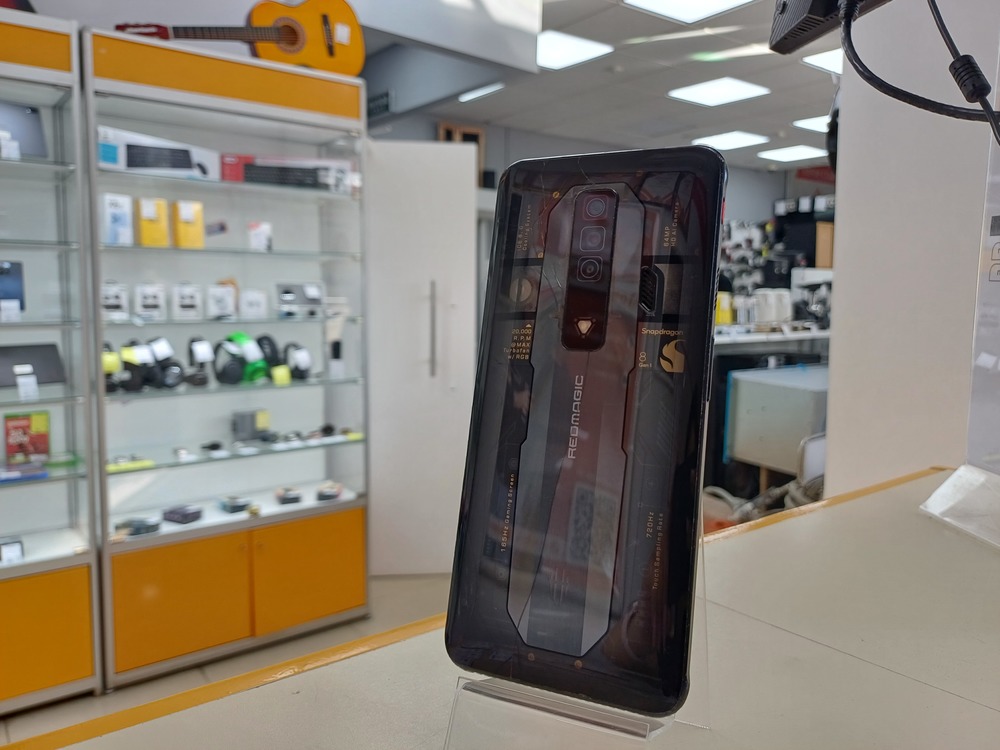 Смартфон Nubia Rredmagic 7 12/256