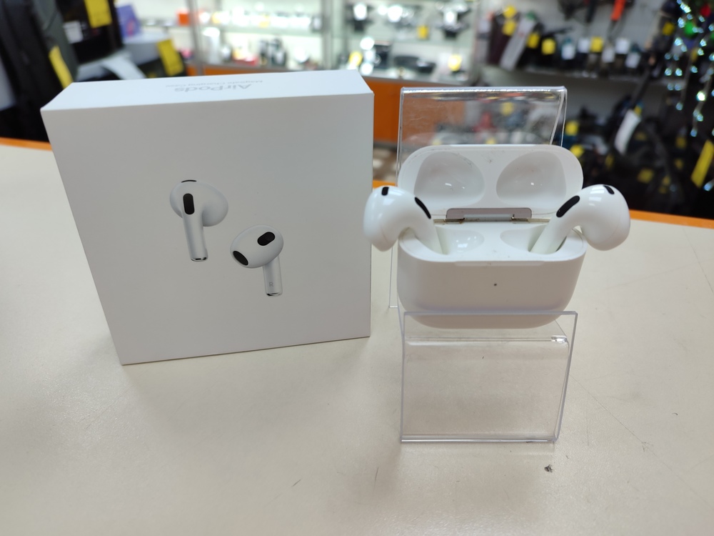 Наушники беспроводные Apple Airpods 3