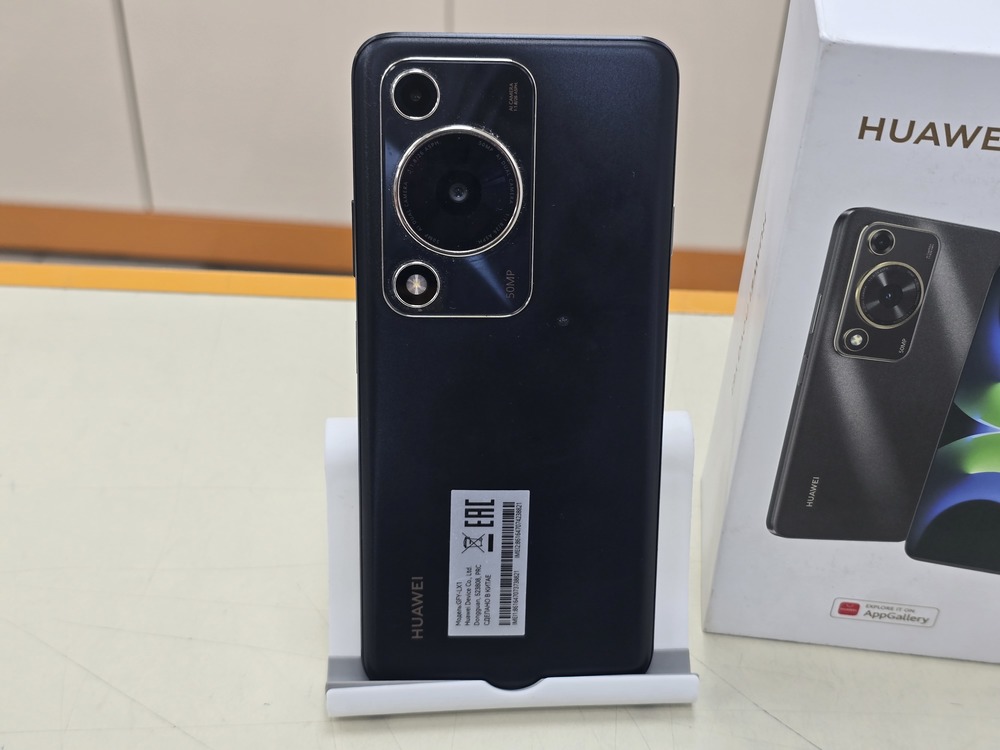 Смартфон Huawei Nova Y63 6/128