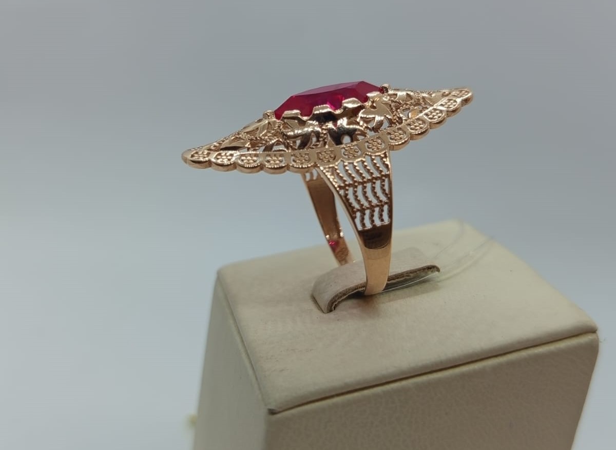 КОЛЬЦО КОРУНД РУБИН (Au 585)