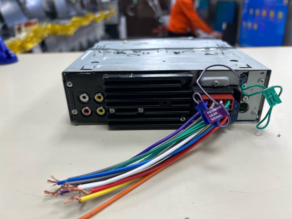 Автомагнитола JVC KD-AV 300